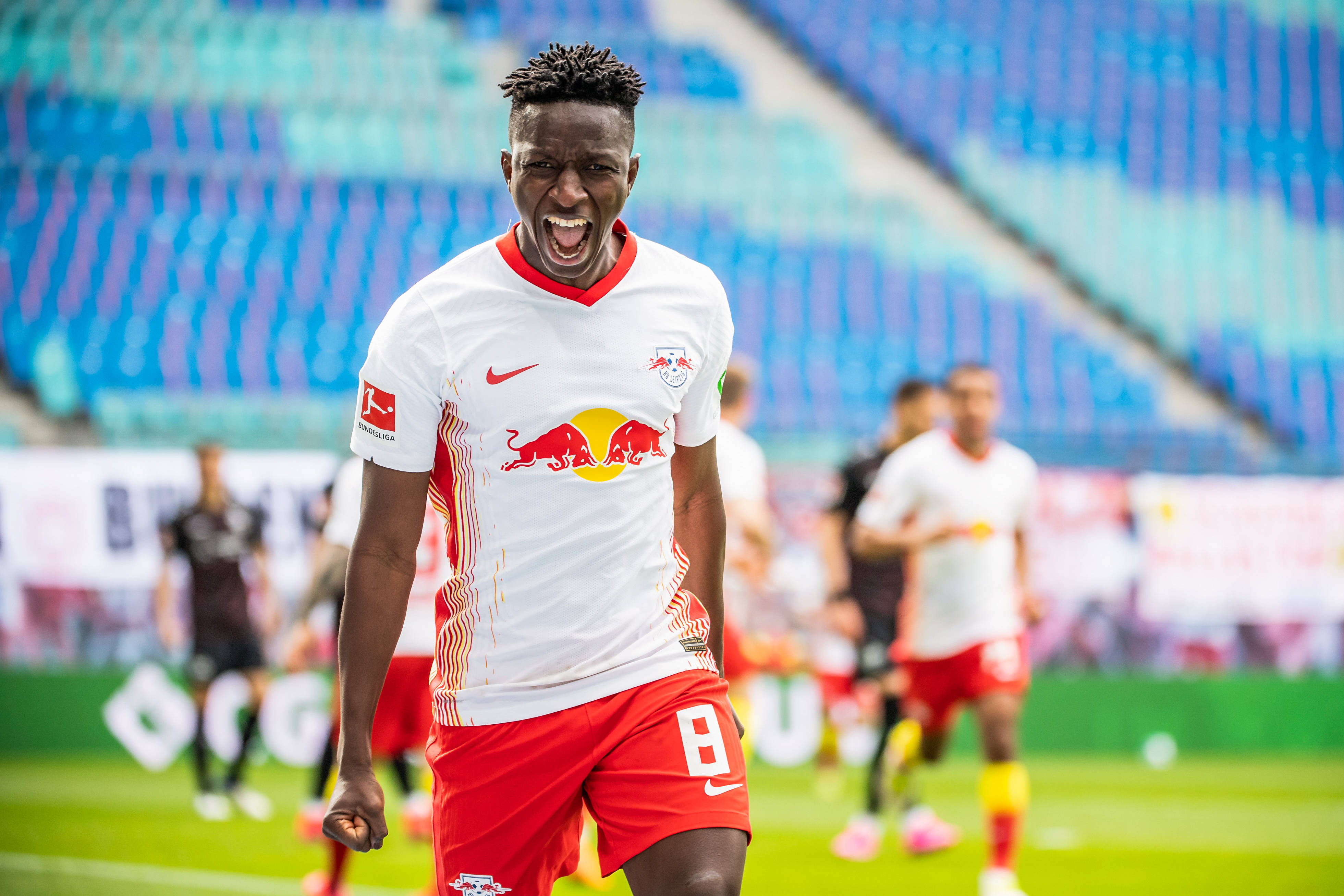 国际比赛日莱比锡再遭质疑：国王杯节点到来；赛场秩序良好；轮换策略成焦点(莱比锡对塞维利亚比分)-开云登录入口